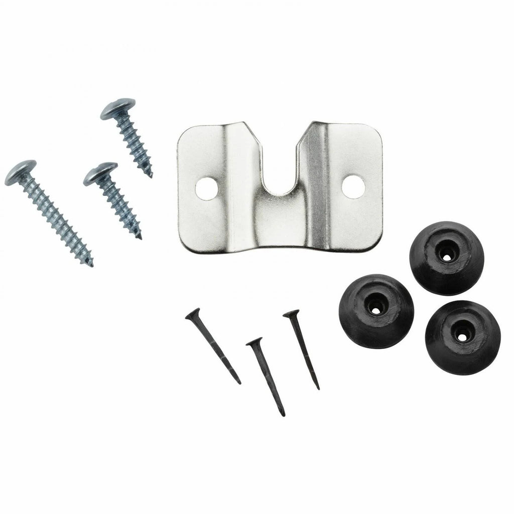 Sisal Dartboard Starter Kit with Steel Tip Darts B632224