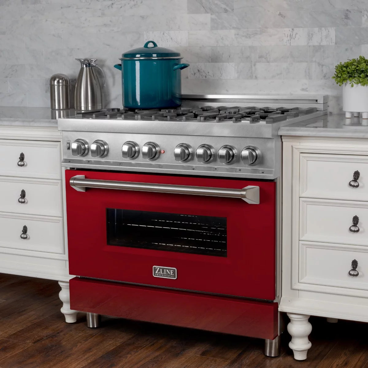 36 in. Dual Fuel Range with Red Gloss Door Q15421