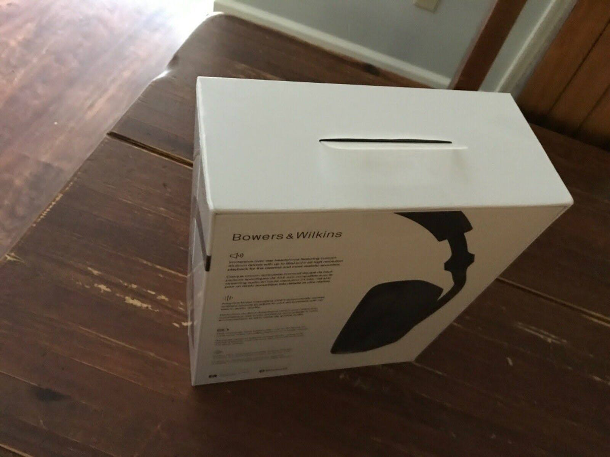 Space Gray Over-Ear Noise Canceling Wireless Headphones F50232