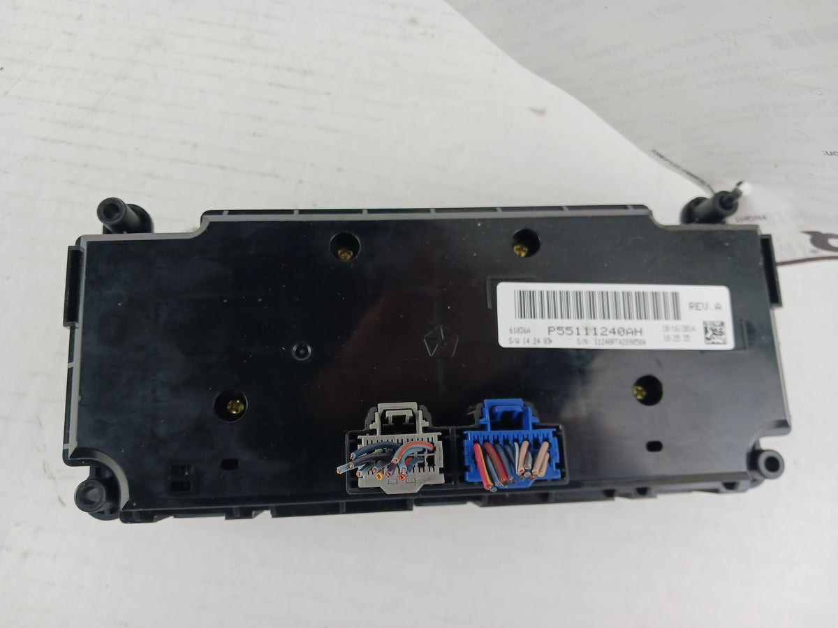 Pre-Owned Dodge Caravan Temperature Controls OEM Y5084