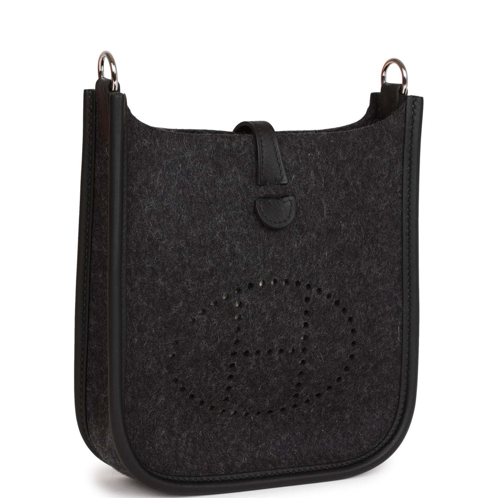 Graphite Feutre and Black Swift Bag Q891