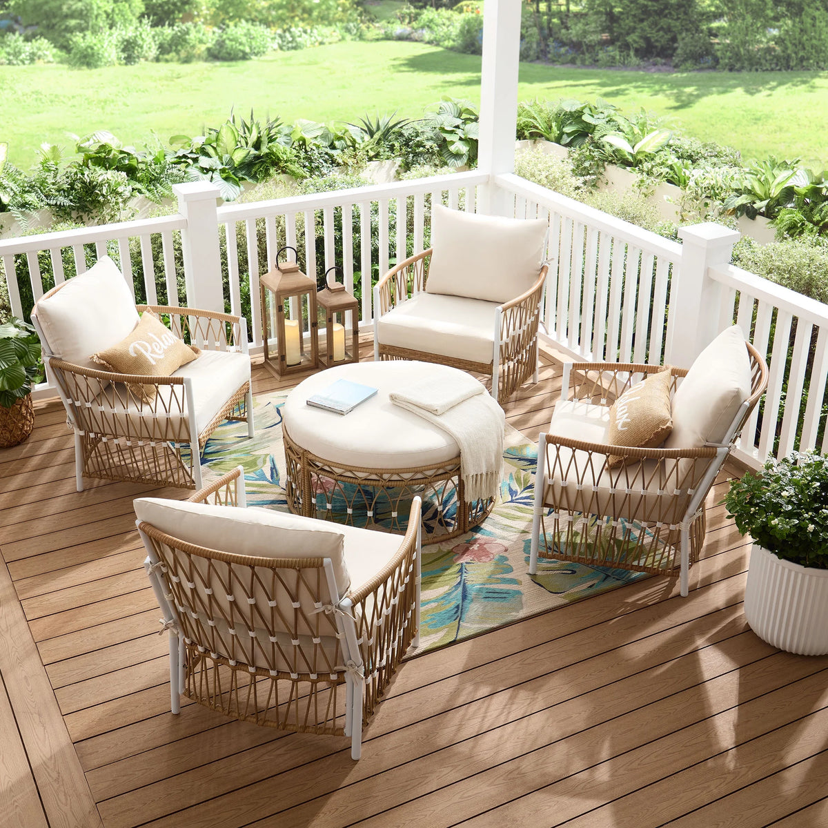 2-Pack White Outdoor Wicker Lounge Chair L8643