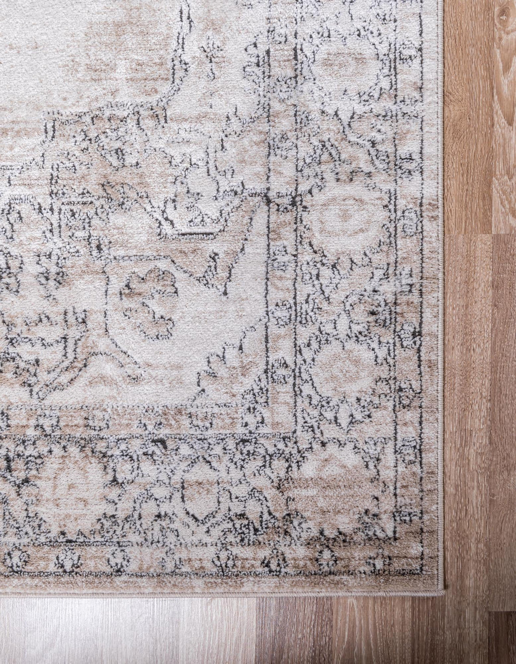9' x 12' Ivory Low-Pile Rug U8126