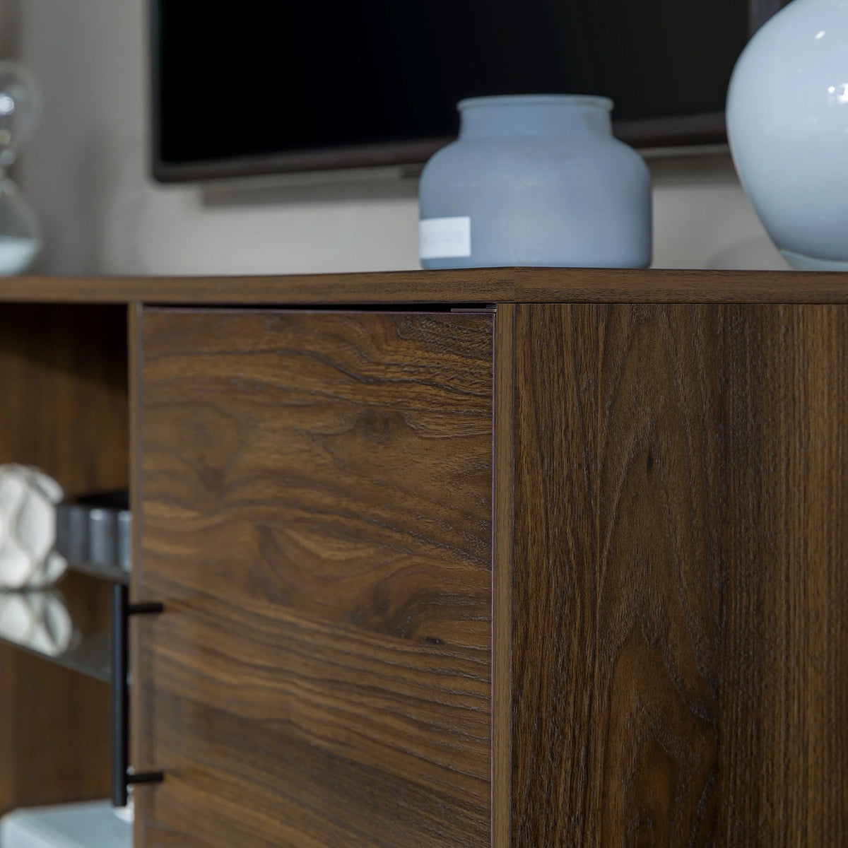 2-Door TV Stand T535