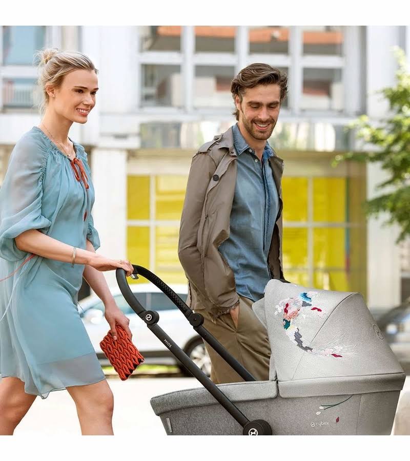 Mid Grey Carry Cot K148