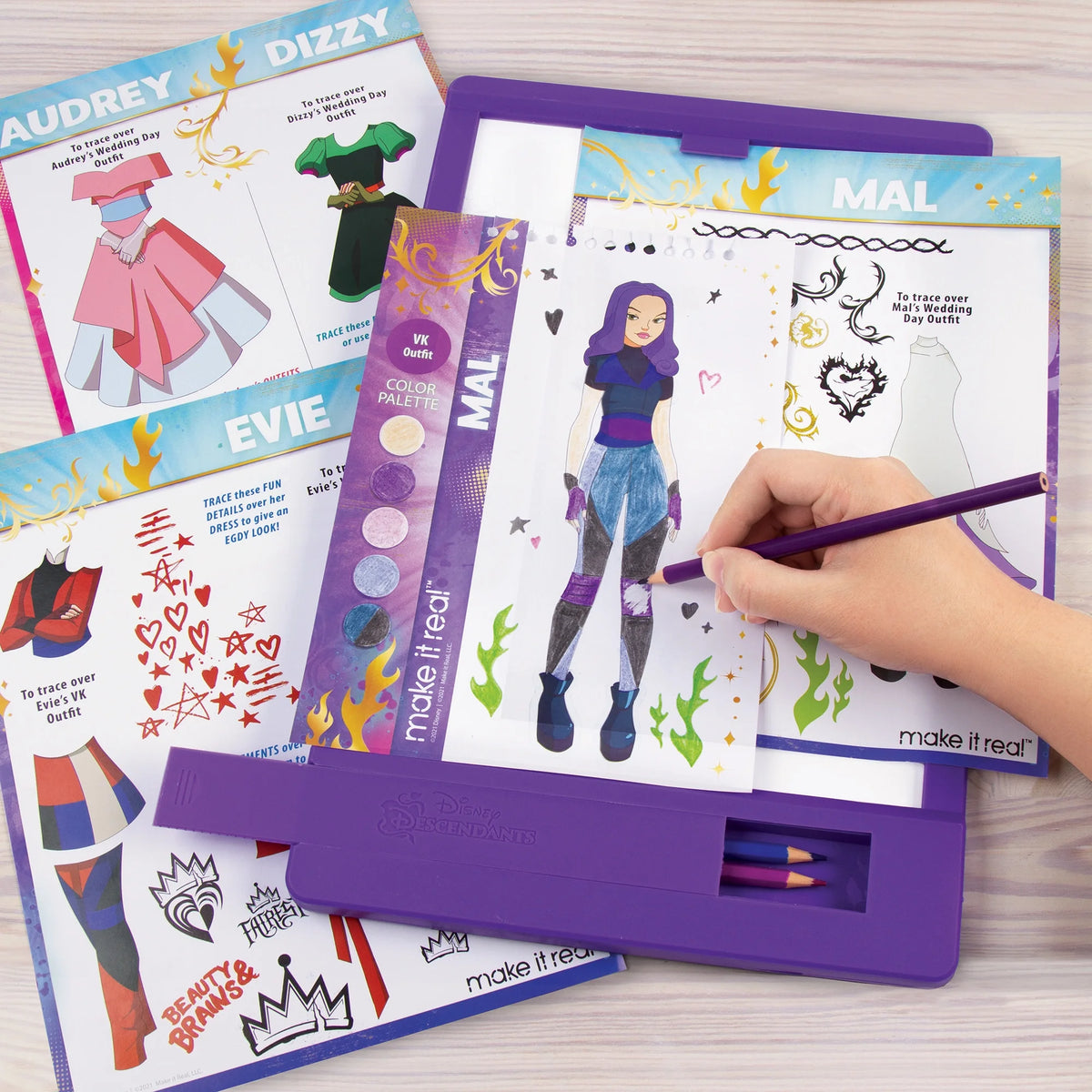 9 Piece Light Table & Sketchbook Set with Stickers & Coloring Pencils M307725