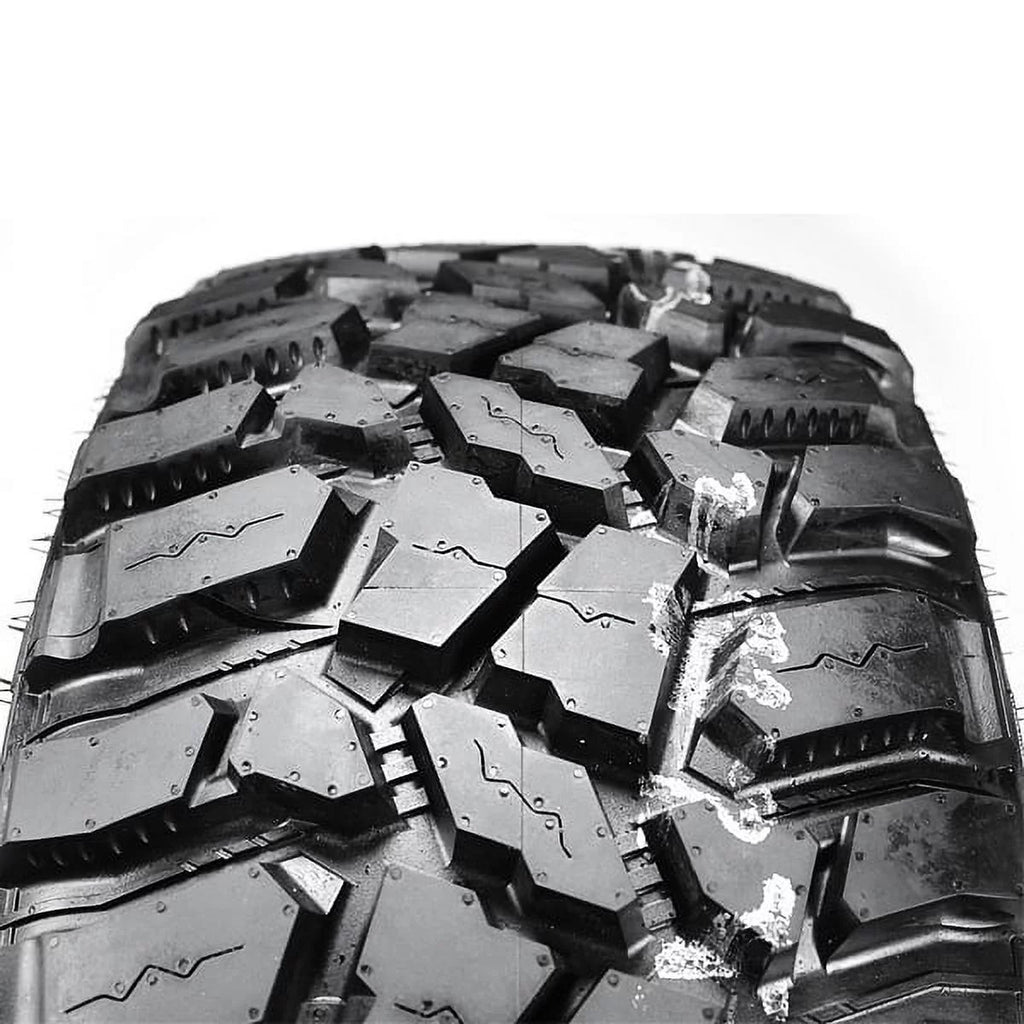 Mud Terrain Light Truck Tire J66644