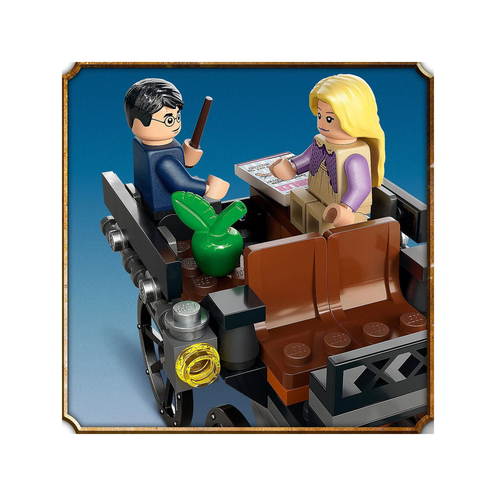 Building Toy with 2 Winged Horse Figures and Minifigure R9964