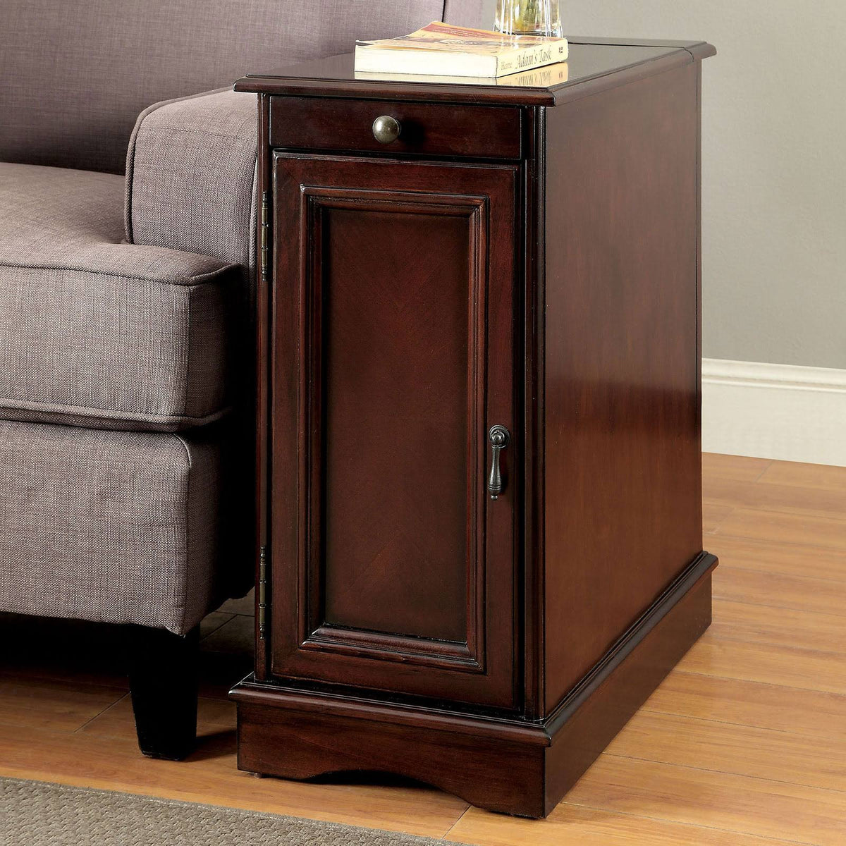 Cherry Side Table with USB R994649