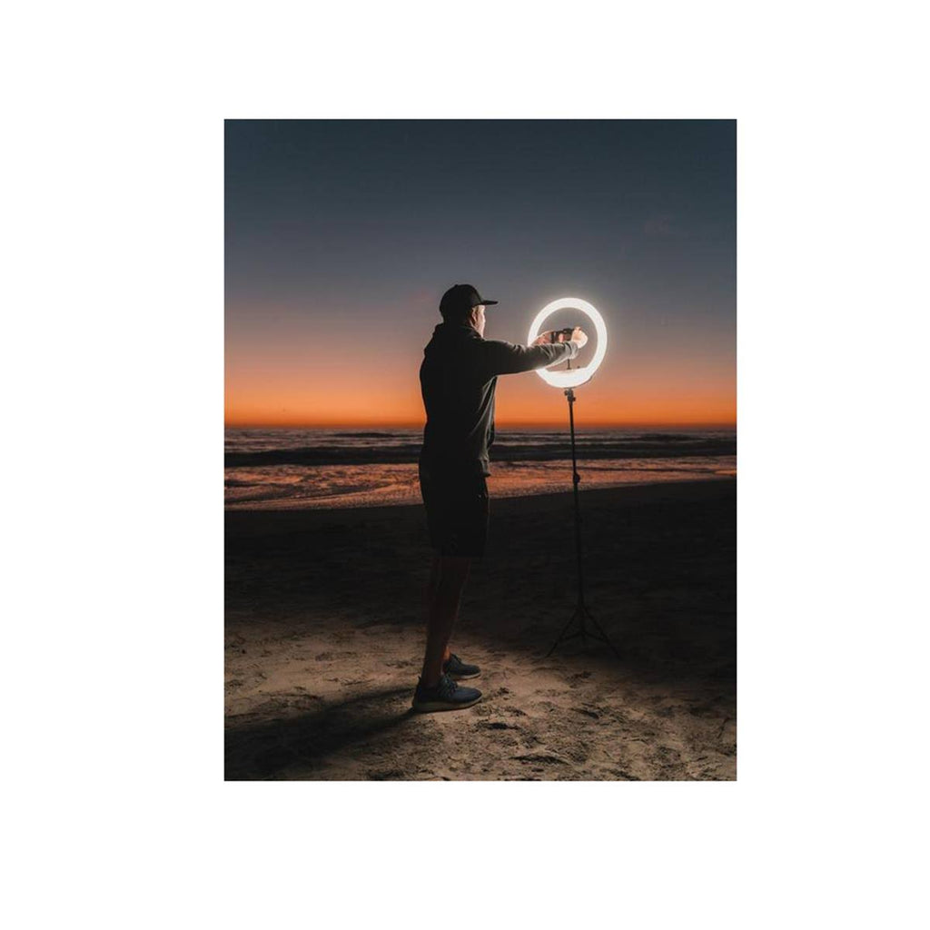18x22 Ring Light with Stand, Battery Powered, Portable Y665