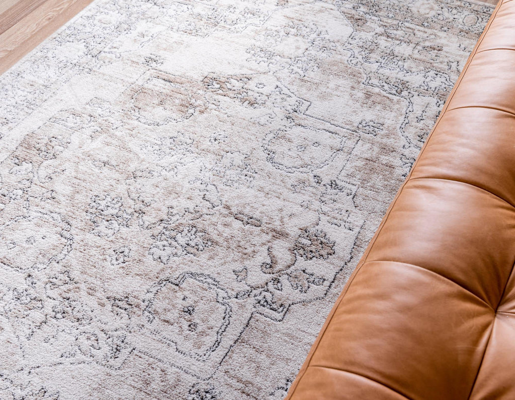 9' x 12' Ivory Low-Pile Rug U8126